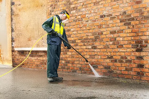 High pressure washing